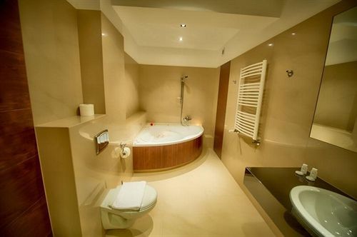 Zimnik Luksus Natury & Wellness 4* Ostre